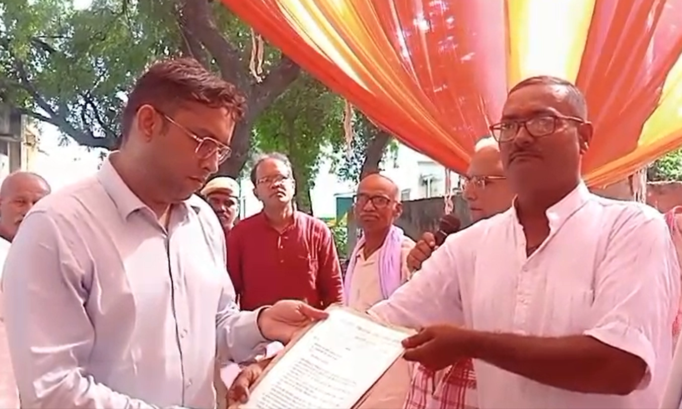 किसान संघ ने 17 सूत्री मांगों को लेकर किया प्रदर्शनः किसान सम्मान निधि दोगुनी करने और भूमि अधिग्रहण पर मुआवजे की मांग