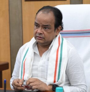 माननीय मंत्री रामदास सोरेन जी की हालत गंभीर जरूर है